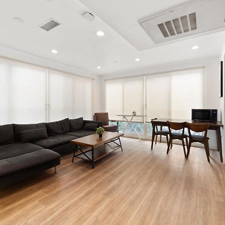 Spacious 1-Bd Hideaway Close To Usc Room With Share Livingroom Лос-Анджелес Екстер'єр фото