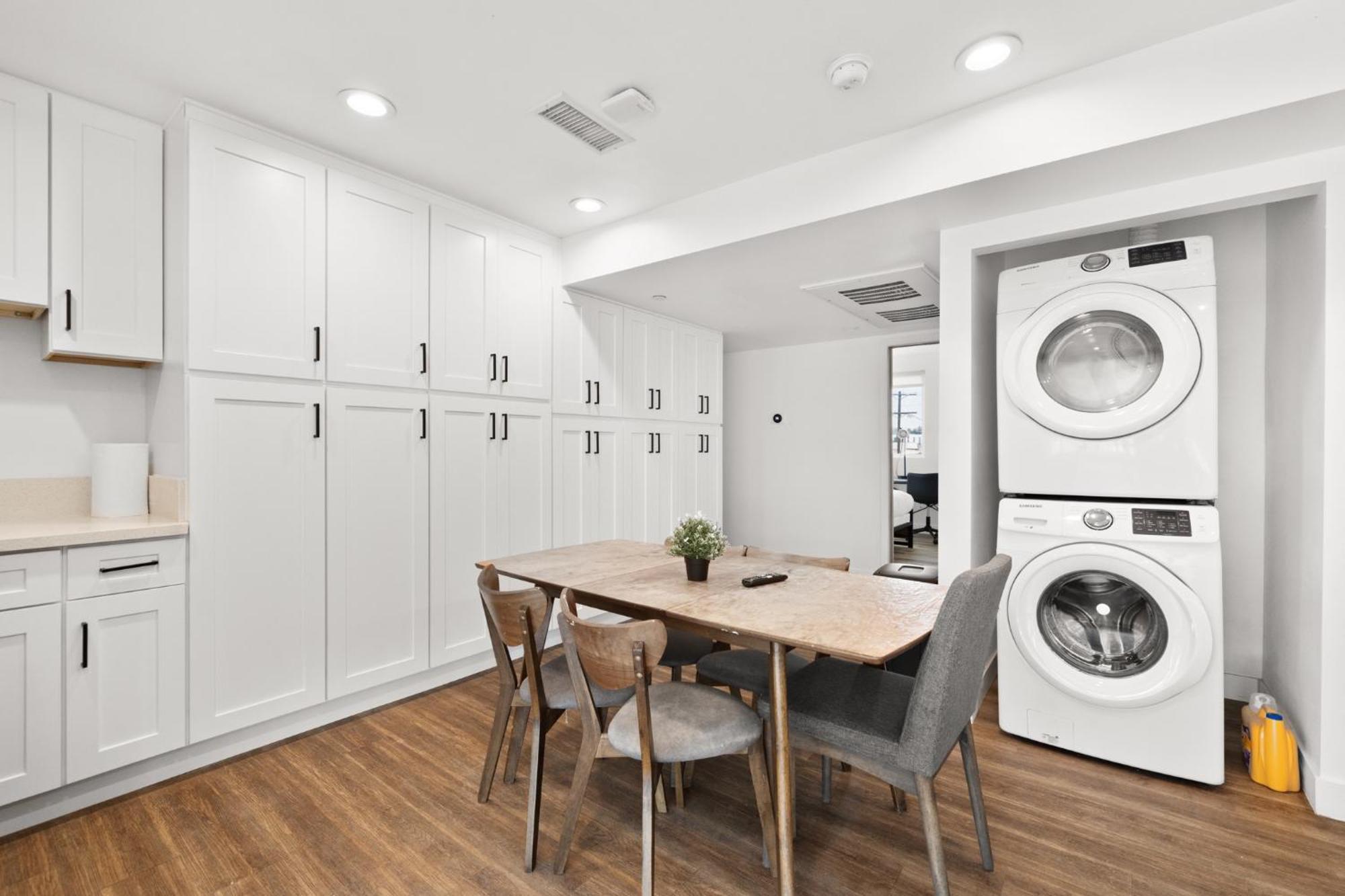 Spacious 1-Bd Hideaway Close To Usc Room With Share Livingroom Лос-Анджелес Екстер'єр фото